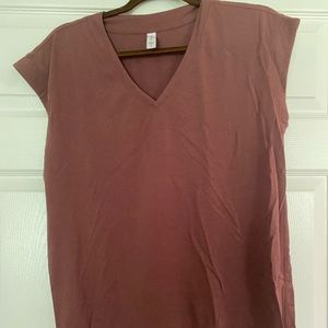 Athleta tee